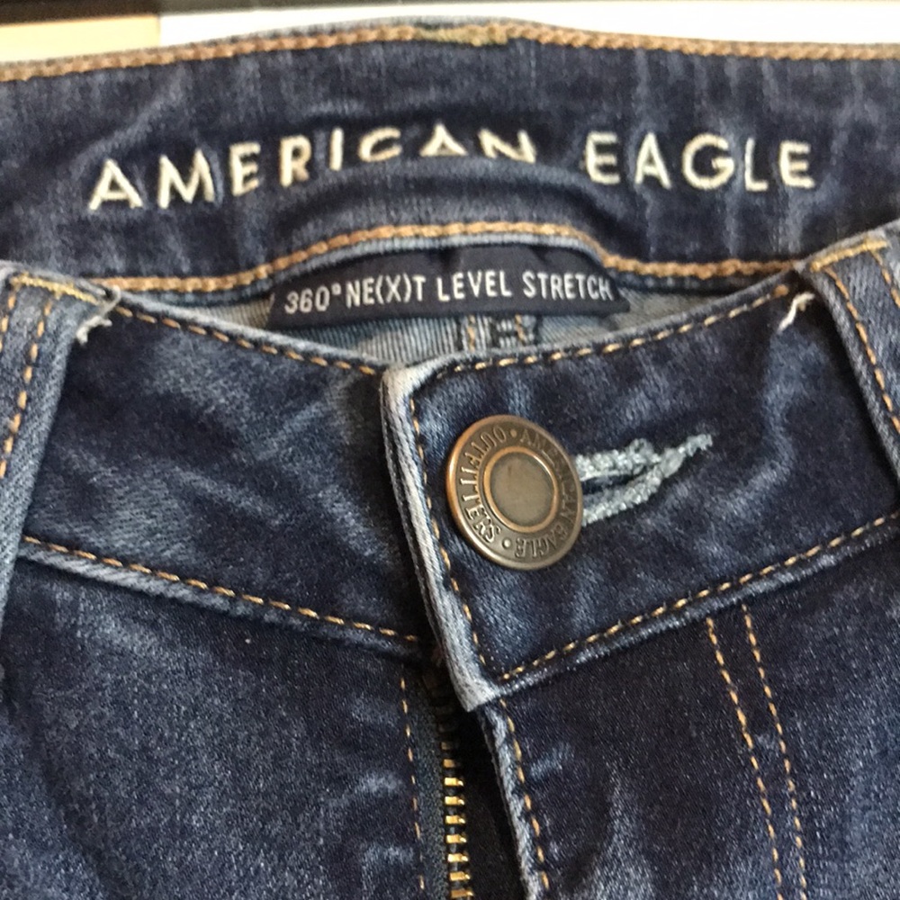 Blue American Eagle Jeans Short - Picture 2 of 4